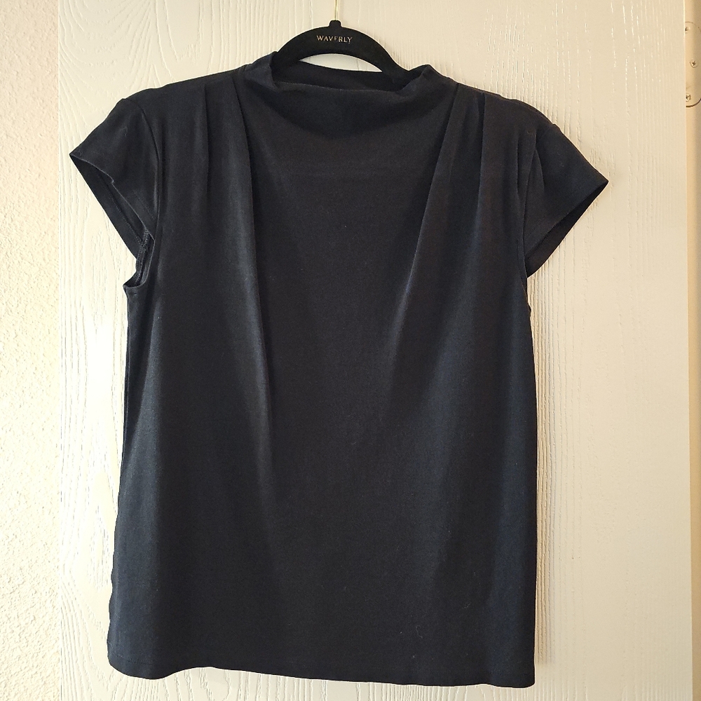 Ann Taylor Petite Black Cap Sleeve Top – MP
